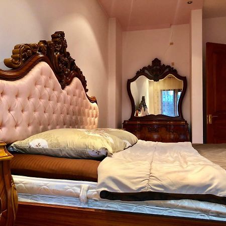 Luxury Tumanyan Apartment エレバン エクステリア 写真