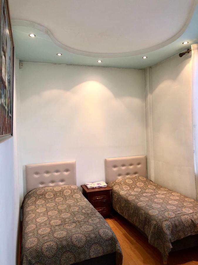 Luxury Tumanyan Apartment エレバン エクステリア 写真