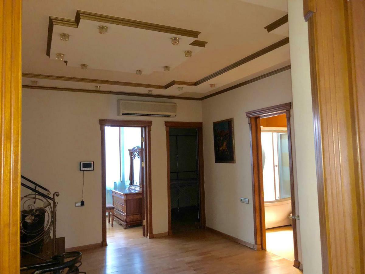 Luxury Tumanyan Apartment エレバン エクステリア 写真