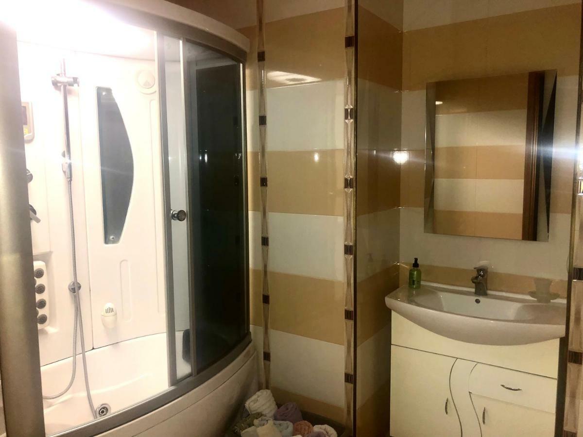 Luxury Tumanyan Apartment エレバン エクステリア 写真